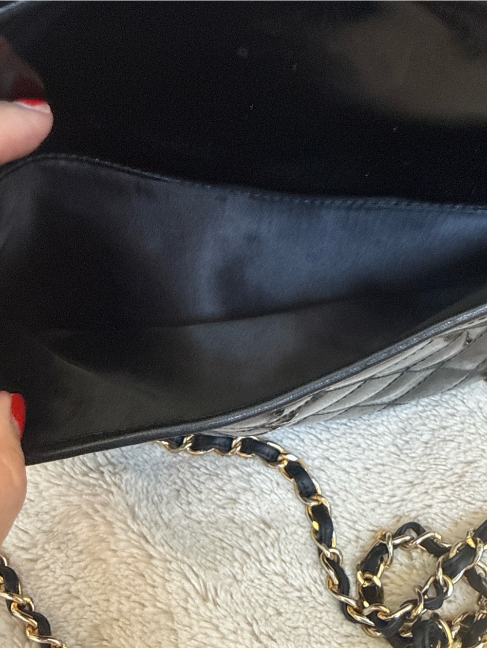Vintage Walter Katten Classic Shiny Black Bag with Gold Chain Tassel - Picture 3 of 16